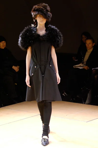 Look 27